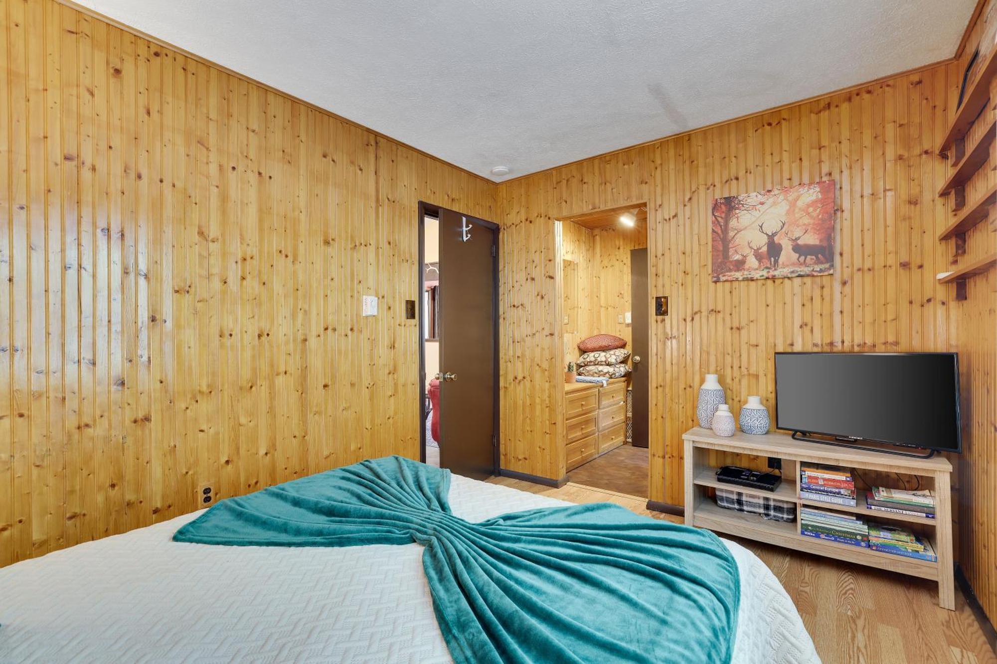 Chalet Renovated Near Casino, Camelback , Kalahari 4Bdrms Firepit Hot Tub Game Room Tobyhanna Bagian luar foto